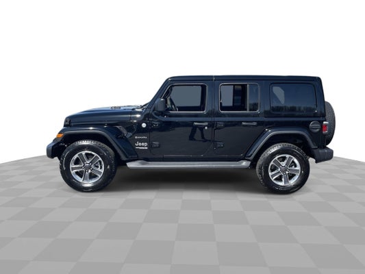 2022 Jeep Wrangler Unlimited Sahara 4x4 in , OH - Mark Wahlberg Chevrolet Auto Group