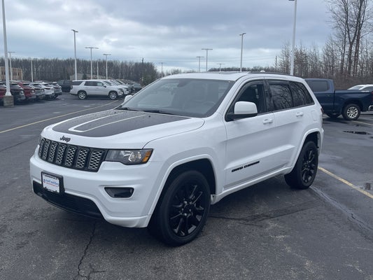2019 Jeep Grand Cherokee Altitude 4x4 in , OH - Mark Wahlberg Chevrolet Auto Group
