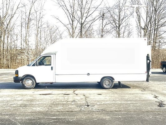 2015 Chevrolet Express Cutaway 3500 Work Van in , OH - Mark Wahlberg Chevrolet Auto Group