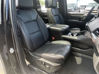 2023 Chevrolet Suburban RST
