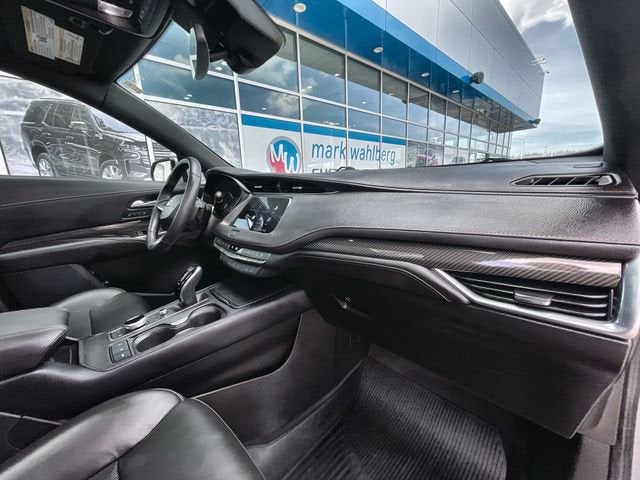 2023 Cadillac XT4 Sport