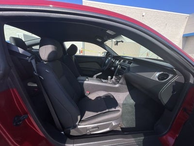 2012 Ford Mustang V6