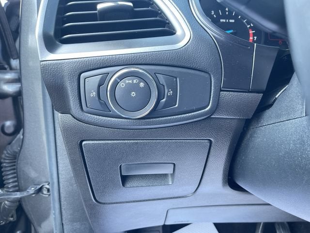 2017 Ford Edge SE