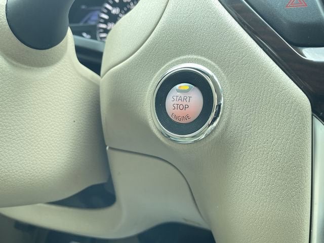 2015 Nissan Pathfinder SL