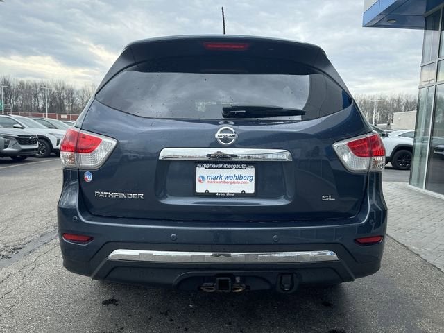 2015 Nissan Pathfinder SL