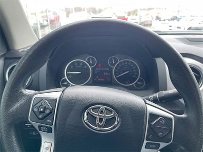 2017 Toyota Tundra SR5 5.7L V8
