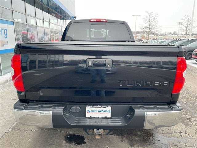 2017 Toyota Tundra SR5 5.7L V8