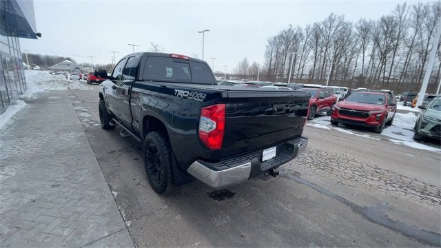 2017 Toyota Tundra SR5 5.7L V8