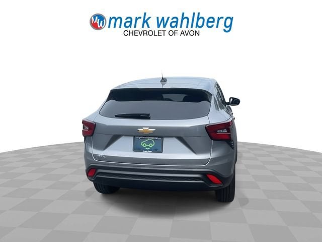 2025 Chevrolet Trax LS