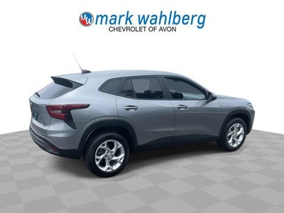 2025 Chevrolet Trax LS