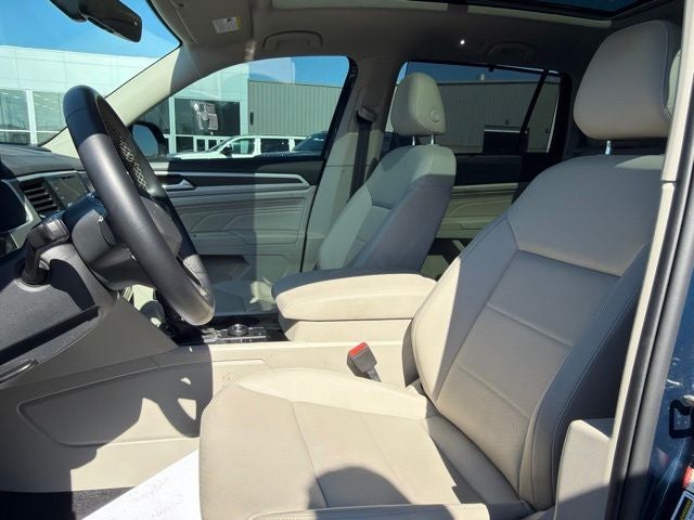 2023 Volkswagen Atlas 3.6L V6 SE w/Technology
