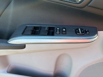 2012 Toyota Camry Hybrid LE