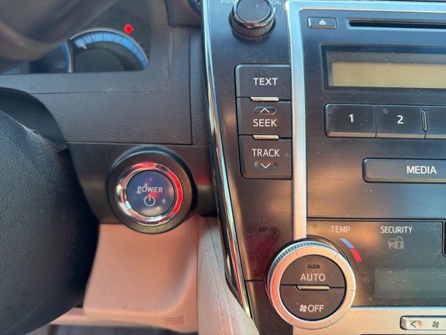 2012 Toyota Camry Hybrid LE