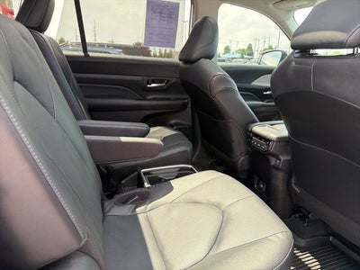 2025 Toyota Grand Highlander Hybrid Limited