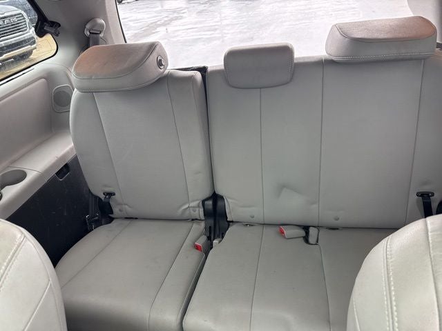 2017 Toyota Sienna Limited Premium 7 Passenger