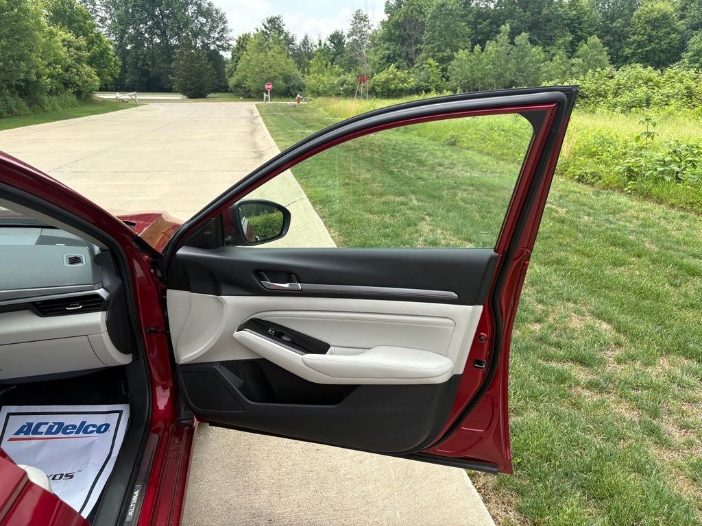 2023 Nissan Altima 2.5 SL