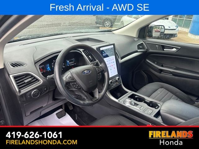 2022 Ford Edge SE