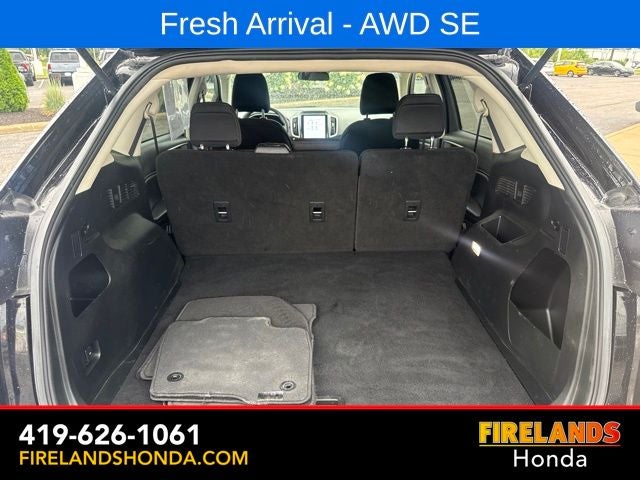 2022 Ford Edge SE