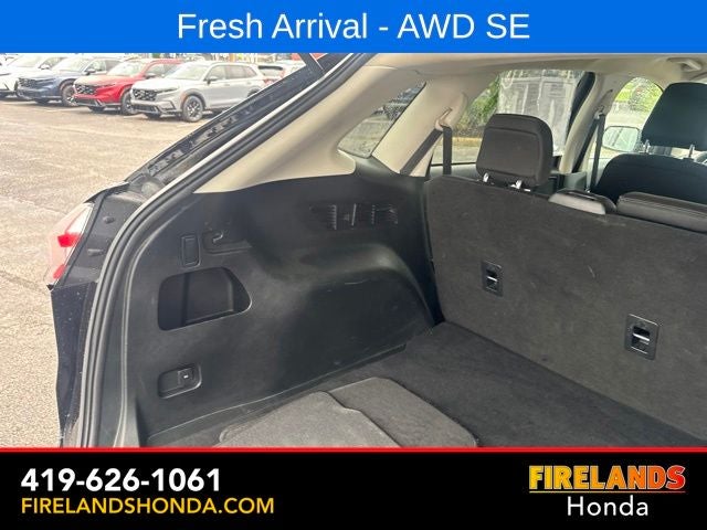 2022 Ford Edge SE