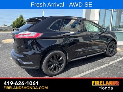 2022 Ford Edge SE