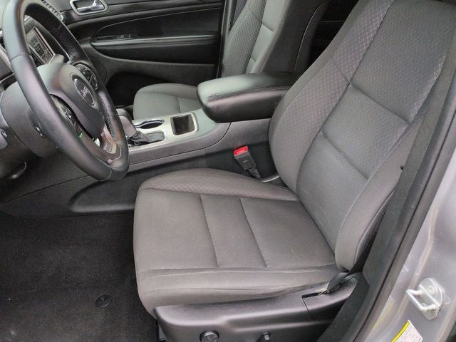 2019 Jeep Grand Cherokee Laredo E