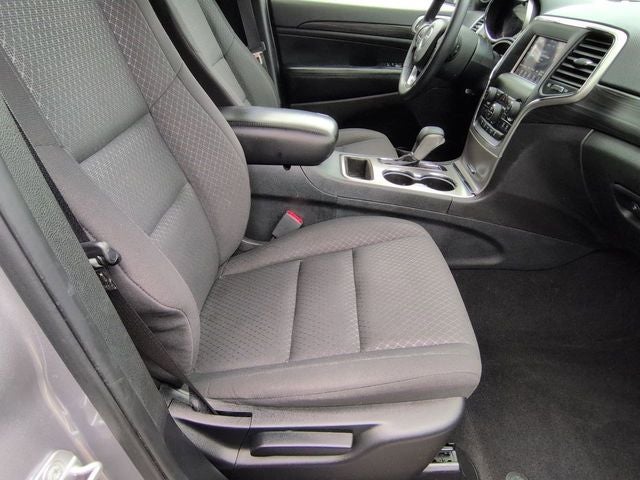 2019 Jeep Grand Cherokee Laredo E