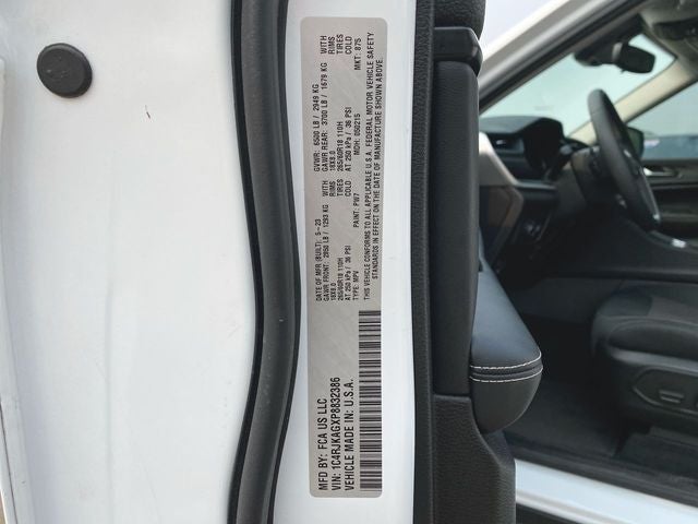 2023 Jeep Grand Cherokee L Laredo