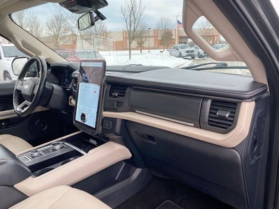 2022 Ford Expedition Max Platinum