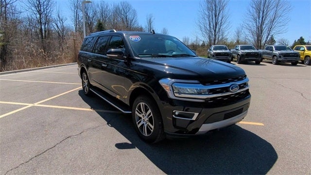 2022 Ford Expedition Max Limited in , OH - Mark Wahlberg Chevrolet Auto Group