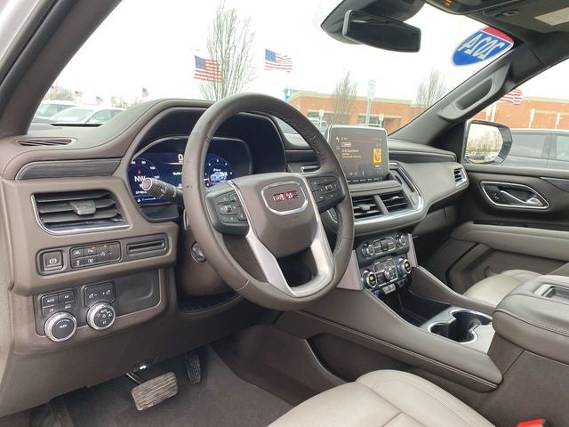 2024 GMC Yukon SLT