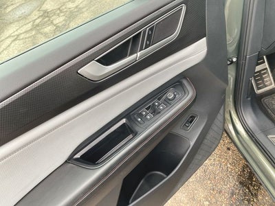 2024 Volkswagen Atlas 2.0T Peak Edition SEL