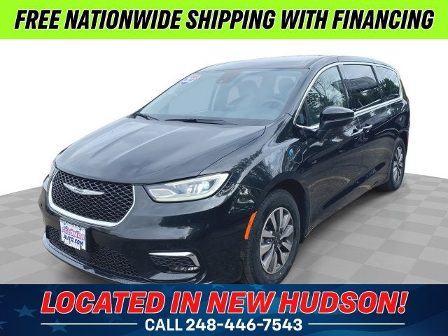 2023 Chrysler Pacifica Hybrid Touring L