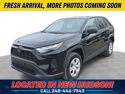 2024 Toyota RAV4 LE