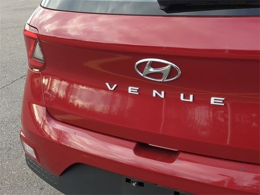 2021 Hyundai Venue SE in , OH - Mark Wahlberg Chevrolet Auto Group