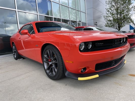 2023 Dodge Challenger R/T in , OH - Mark Wahlberg Chevrolet Auto Group