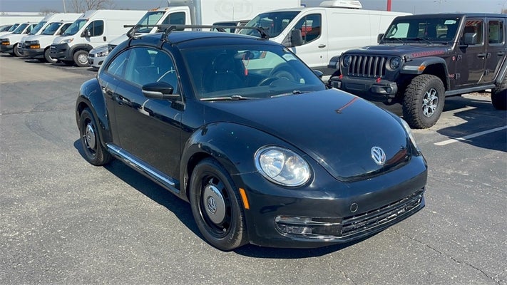 2013 Volkswagen Beetle 2.5L in , OH - Mark Wahlberg Chevrolet Auto Group