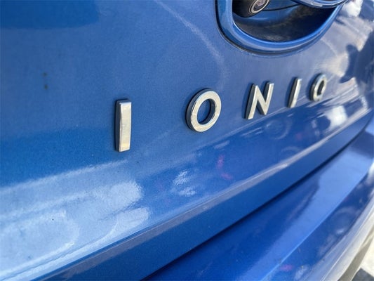 2017 Hyundai Ioniq Hybrid Blue in , OH - Mark Wahlberg Chevrolet Auto Group