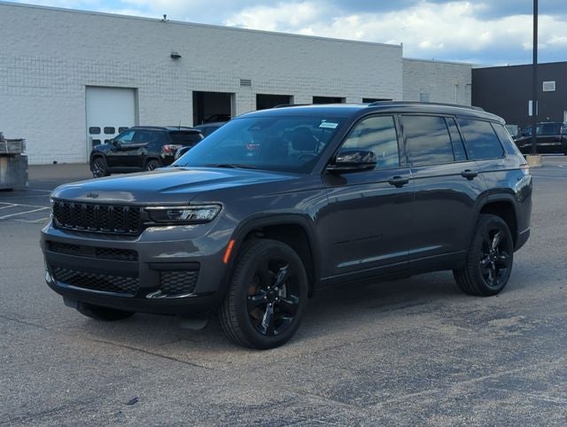 2022 Jeep Grand Cherokee L Altitude 4x4