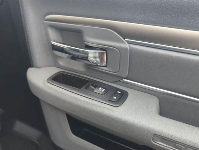 2018 RAM 1500 Big Horn Quad Cab 4x4 6'4' Box