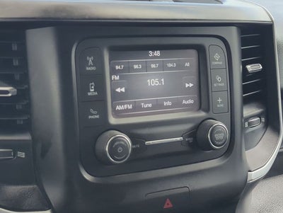 2020 RAM 1500 Big Horn Crew Cab 4x4 5'7' Box