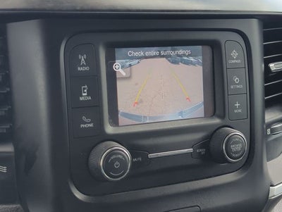 2020 RAM 1500 Big Horn Crew Cab 4x4 5'7' Box