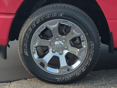 2022 RAM 1500 Big Horn Crew Cab 4x4 5'7' Box