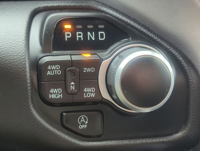 2023 RAM 1500 Big Horn Crew Cab 4x4 5'7' Box