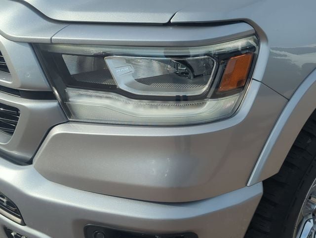 2021 RAM 1500 Laramie Crew Cab 4x4 5'7' Box