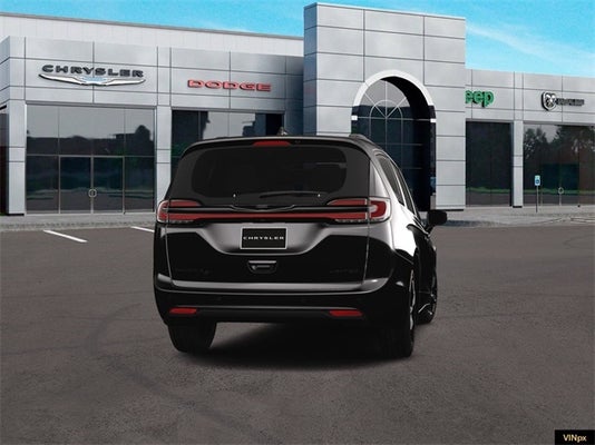 2023 Chrysler Pacifica Limited in , OH - Mark Wahlberg Chevrolet Auto Group