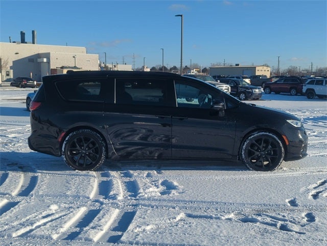 2022 Chrysler Pacifica Limited