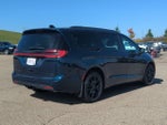 2025 Chrysler Pacifica Limited AWD