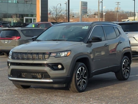 2022 Jeep Compass Limited 4x4 in , OH - Mark Wahlberg Chevrolet Auto Group