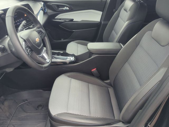 2024 Chevrolet Trax FWD LT