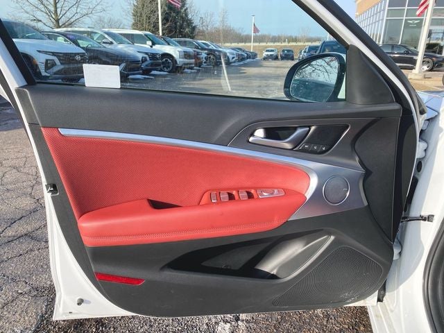 2024 Genesis G70 2.5T